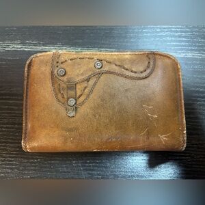 Vintage Justin Wallet Saddle Leather Kiss Lock Clasp